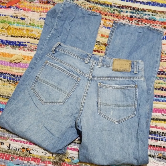 Arizona Jean Company Other - Arizona Jean Co Loose Straight light wash Jeans